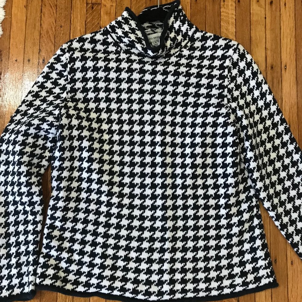 vintage houndstooth turtleneck sweater